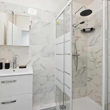 Comfortable And Spacious Apart With Parking * Bois-Colombes